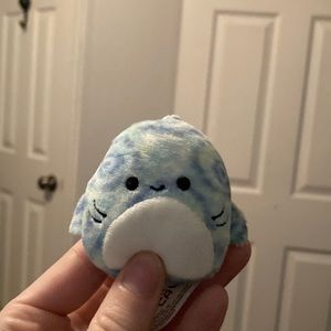 Squishmallow Squishville Series 9 Luther Shark